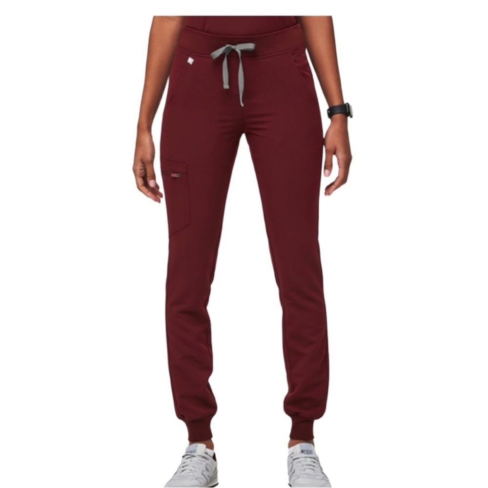 Figs High Waisted Zamora Jogger Scrub Pants in Burgundy